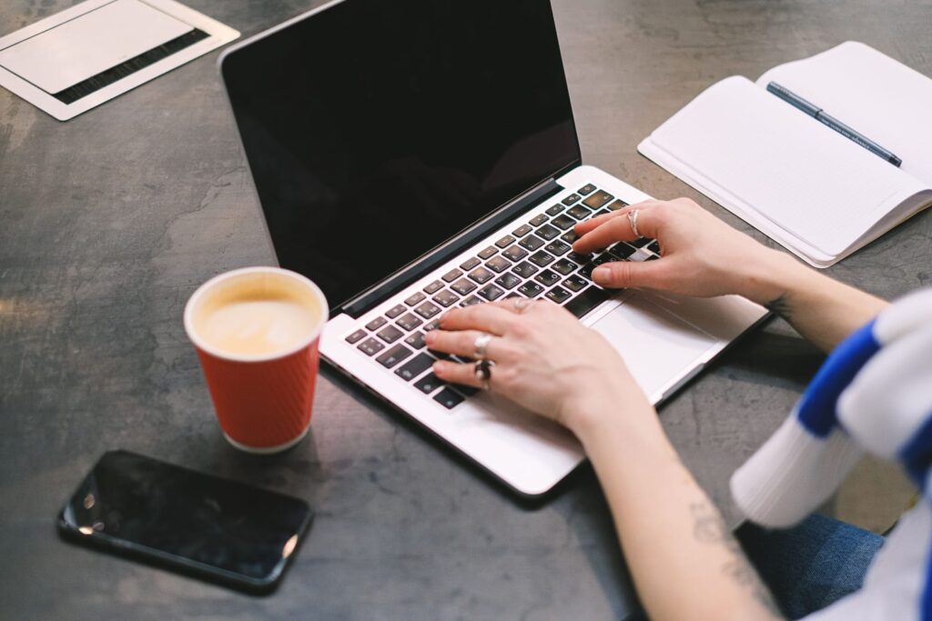 How to find more freelance work as a student in Pakistan